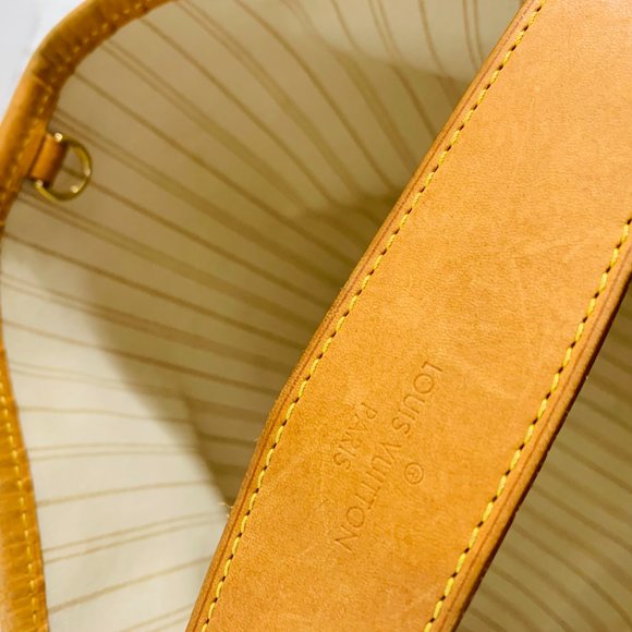 Louis Vuitton Delightful PM in Damier Azur - Picture 10 of 16